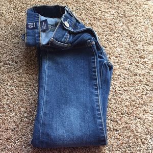 Gap Boys light jeans stretch straight  size 6